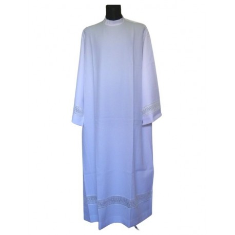 Georgette priest alb - guipur inset