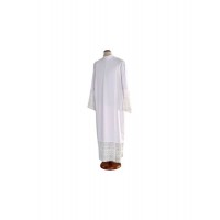 Alba sacerdotal con guipur de algodón blanco (26)