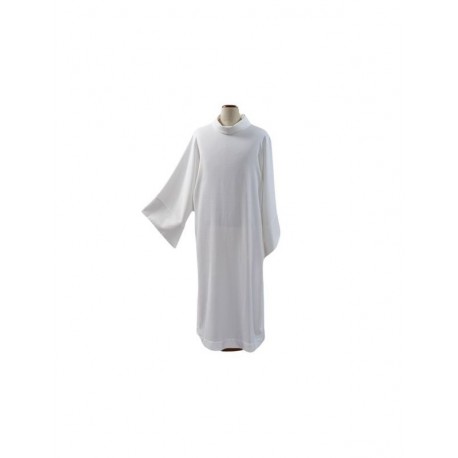 Alba sacerdotal con cuello ancho y puños decorativos (27)