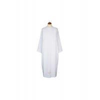 Alba sacerdotal blanca con bordado decorativo (33)
