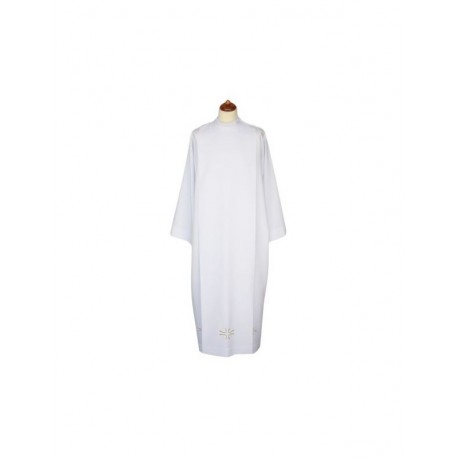 Alba sacerdotal blanca con bordado decorativo (33)